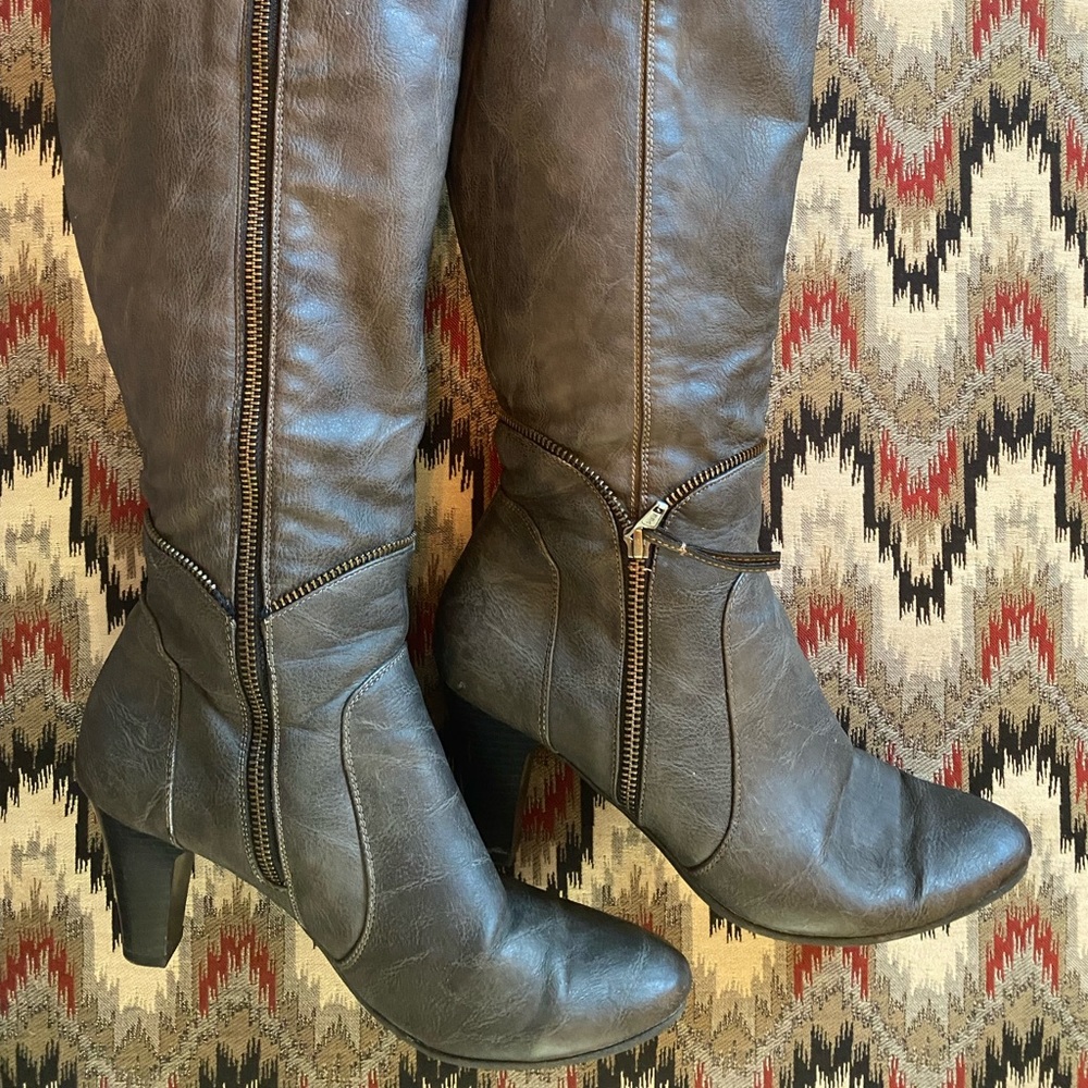 Tall gray boots